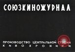 Image Les dirigeants soviétiques d'exhorter les gens à soutenir l'effort de guerre en Seconde Guerre Mondiale L'Union soviétique, 1941, de la seconde 7 séquences d'archives historiques vidéo 65675040207