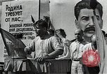 Image Les dirigeants soviétiques d'exhorter les gens à soutenir l'effort de guerre en Seconde Guerre Mondiale L'Union soviétique, 1941, de la seconde 44 séquences d'archives historiques vidéo 65675040207