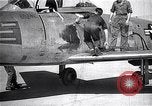 Immagine di F-86A velocità record Muroc California USA, 1948, secondo 18 filmato di repertorio 65675040231