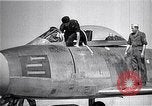Immagine di F-86A velocità record Muroc California USA, 1948, secondo 24 filmato di repertorio 65675040231