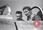 Immagine di F-86A velocità record Muroc California USA, 1948, secondo 40 filmato di repertorio 65675040231