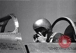 Immagine di F-86A velocità record Muroc California USA, 1948, secondo 50 filmato di repertorio 65675040231