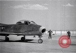 Immagine di F-86A velocità record Muroc California USA, 1948, secondo 62 filmato di repertorio 65675040231