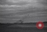 Immagine di YB-49 e B-52 Muroc California USA, 1952, secondo 38 filmato di repertorio 65675040232