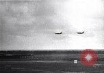Immagine di Air Force firepower dimostrazione United States USA, 1950, secondo 59 filmato di repertorio 65675040233