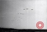 Standbild Airborne Operations United States USA, 1950, aus Sekunde 6 historischem Filmmaterial Videoclip 65675040234