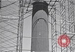 Immagine di Razzo a lancio di stand Cocoa Florida USA, 1950, secondo 35 filmato di repertorio 65675040239