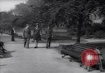Standbild Brigadier General McLean London England Vereinigtes Königreich, 1944, aus Sekunde 13 historischem Filmmaterial Videoclip 65675040270