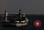 Standbild junge Austern Virginia United States USA, 1947, aus Sekunde 36 historischem Filmmaterial Videoclip 65675040285