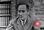 Standbild Minton Rosen United States USA, 1954, aus Sekunde 26 historischem Filmmaterial Videoclip 65675040288