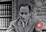 Standbild Minton Rosen United States USA, 1954, aus Sekunde 29 historischem Filmmaterial Videoclip 65675040288
