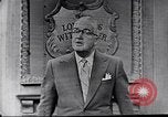 Standbild Frank Knight Werbung Longines Uhren United States USA, 1954, aus Sekunde 10 historischem Filmmaterial Videoclip 65675040290