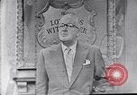 Standbild Frank Knight Werbung Longines Uhren United States USA, 1954, aus Sekunde 21 historischem Filmmaterial Videoclip 65675040290