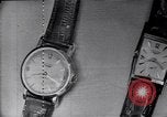 Standbild Frank Knight Werbung Longines Uhren United States USA, 1954, aus Sekunde 51 historischem Filmmaterial Videoclip 65675040290