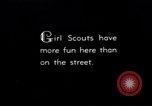 Immagine di Girl Scouts Manhattan New York City USA, 1930, secondo 4 filmato di repertorio 65675040295
