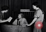 Immagine di Girl Scouts Manhattan New York City USA, 1930, secondo 50 filmato di repertorio 65675040295