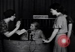 Immagine di Girl Scouts Manhattan New York City USA, 1930, secondo 59 filmato di repertorio 65675040295