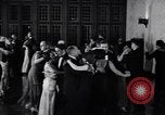 Immagine di Sacerdote New York City USA, 1930, secondo 62 filmato di repertorio 65675040296