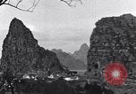 Standbild Riverside Dorf China, 1937, aus Sekunde 46 historischem Filmmaterial Videoclip 65675040302