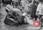 Immagine di Drago Cinese cerimonia Cina, 1947, secondo 29 filmato di repertorio 65675040307