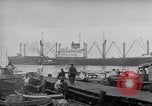 Image Tanjung Priok Harbour Jakarta Indonésie, 1947, de la seconde 8 séquences d'archives historiques vidéo 65675040311