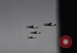 Standbild TBM Avenger Okinawa Ryukyu Inseln, 1945, aus Sekunde 17 historischem Filmmaterial Videoclip 65675040313