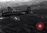 Standbild TBM Avenger Okinawa Ryukyu Inseln, 1945, aus Sekunde 50 historischem Filmmaterial Videoclip 65675040313