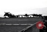 Standbild Flugzeuge Okinawa Ryukyu Inseln, 1945, aus Sekunde 43 historischem Filmmaterial Videoclip 65675040315