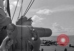 Standbild TBF UND F4F Flugzeug beim Start von USS Marcus Insel (CVE-77) Pazifik, 1944, aus Sekunde 13 historischem Filmmaterial Videoclip 65675040324