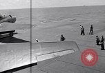 Standbild TBF UND F4F Flugzeug beim Start von USS Marcus Insel (CVE-77) Pazifik, 1944, aus Sekunde 52 historischem Filmmaterial Videoclip 65675040324