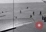 Standbild TBF UND F4F Flugzeug beim Start von USS Marcus Insel (CVE-77) Pazifik, 1944, aus Sekunde 55 historischem Filmmaterial Videoclip 65675040324