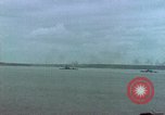 Image navires de guerre américains d ~ Task Force 51 bombarde l'Iwo Jima Iwo Jima, 1945, de la seconde 36 séquences d'archives historiques vidéo 65675040331