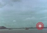 Image navires de guerre américains d ~ Task Force 51 bombarde l'Iwo Jima Iwo Jima, 1945, de la seconde 44 séquences d'archives historiques vidéo 65675040331