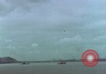 Image navires de guerre américains d ~ Task Force 51 bombarde l'Iwo Jima Iwo Jima, 1945, de la seconde 45 séquences d'archives historiques vidéo 65675040331