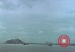 Image navires de guerre américains d ~ Task Force 51 bombarde l'Iwo Jima Iwo Jima, 1945, de la seconde 59 séquences d'archives historiques vidéo 65675040331