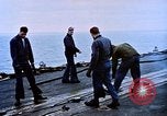 Standbild USS Franklin D Roosevelt CV-42 Mittelmeer, 1964, aus Sekunde 11 historischem Filmmaterial Videoclip 65675040343