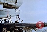 Standbild USS Franklin D Roosevelt CV-42 Mittelmeer, 1964, aus Sekunde 42 historischem Filmmaterial Videoclip 65675040343