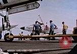 Immagine di USS Franklin D Roosevelt CV-42 Mare Mediterraneo, 1964, secondo 10 filmato di repertorio 65675040348