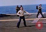 Immagine di USS Franklin D Roosevelt CV-42 Mare Mediterraneo, 1964, secondo 39 filmato di repertorio 65675040348