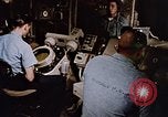 Standbild USS Franklin D Roosevelt CV-42 Mittelmeer, 1964, aus Sekunde 31 historischem Filmmaterial Videoclip 65675040349