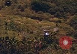 Standbild AH-1G und OH-6A Hubschrauber Vietnam, 1968, aus Sekunde 12 historischem Filmmaterial Videoclip 65675040351