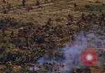 Standbild AH-1G und OH-6A Hubschrauber Vietnam, 1968, aus Sekunde 38 historischem Filmmaterial Videoclip 65675040351