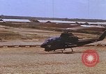 Standbild riverine Boote Vietnam, 1968, aus Sekunde 13 historischem Filmmaterial Videoclip 65675040352