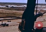 Standbild riverine Boote Vietnam, 1968, aus Sekunde 21 historischem Filmmaterial Videoclip 65675040352