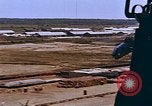 Standbild riverine Boote Vietnam, 1968, aus Sekunde 24 historischem Filmmaterial Videoclip 65675040352