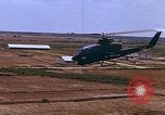 Standbild riverine Boote Vietnam, 1968, aus Sekunde 30 historischem Filmmaterial Videoclip 65675040352