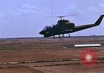 Standbild riverine Boote Vietnam, 1968, aus Sekunde 32 historischem Filmmaterial Videoclip 65675040352