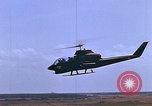 Standbild riverine Boote Vietnam, 1968, aus Sekunde 35 historischem Filmmaterial Videoclip 65675040352