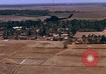 Standbild riverine Boote Vietnam, 1968, aus Sekunde 49 historischem Filmmaterial Videoclip 65675040352