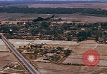 Standbild riverine Boote Vietnam, 1968, aus Sekunde 54 historischem Filmmaterial Videoclip 65675040352